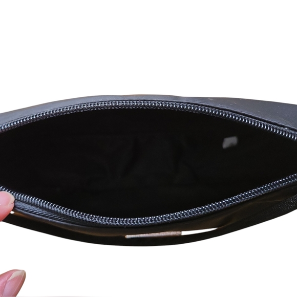 PRADA NYLON BAG - Picture 5 of 6